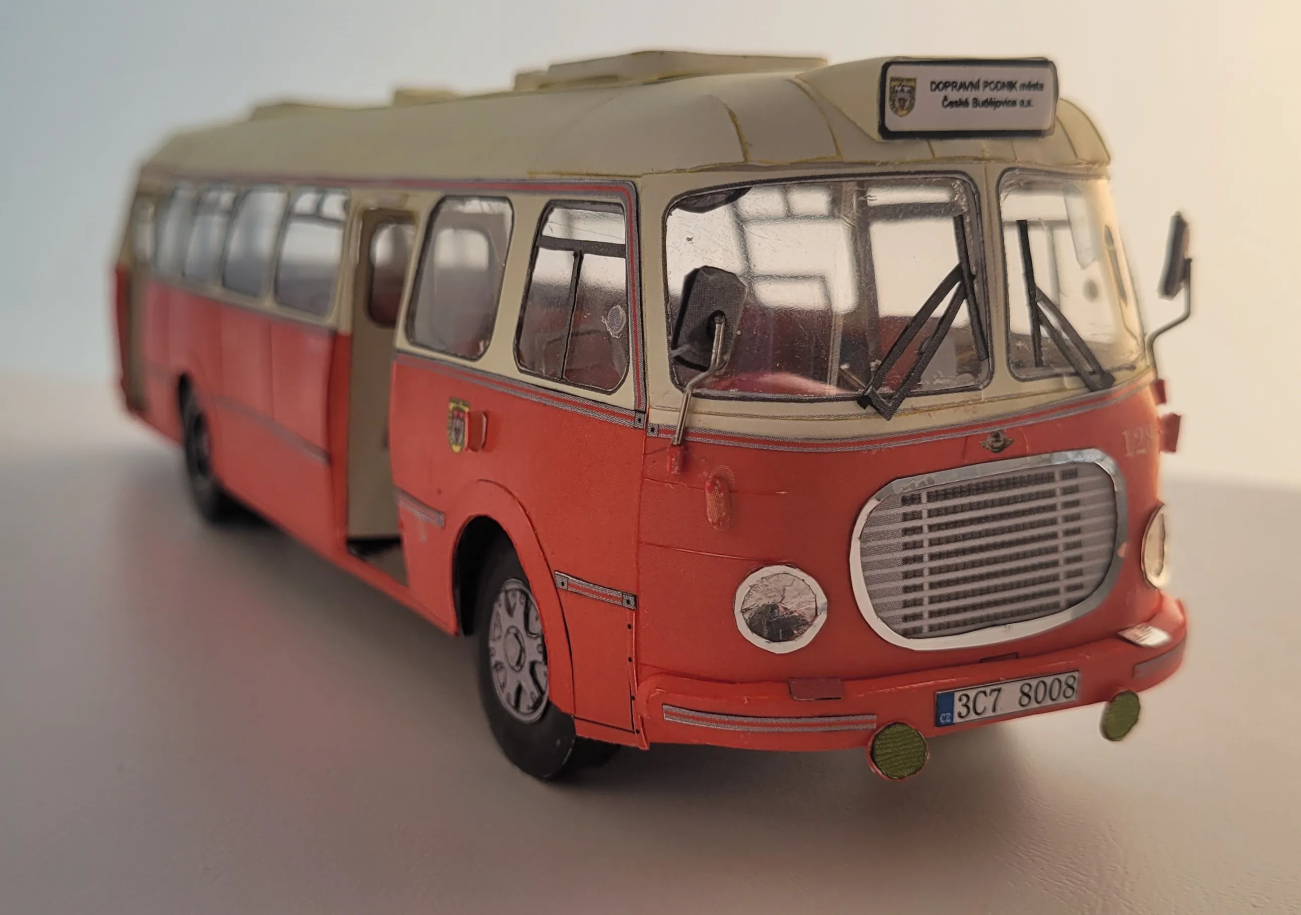 Papierový model autobus Škoda RTO